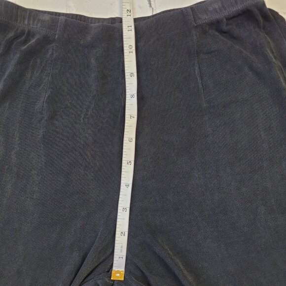 Chico’s Travelers Woman’s black pants size 1 short - Picture 5 of 10
